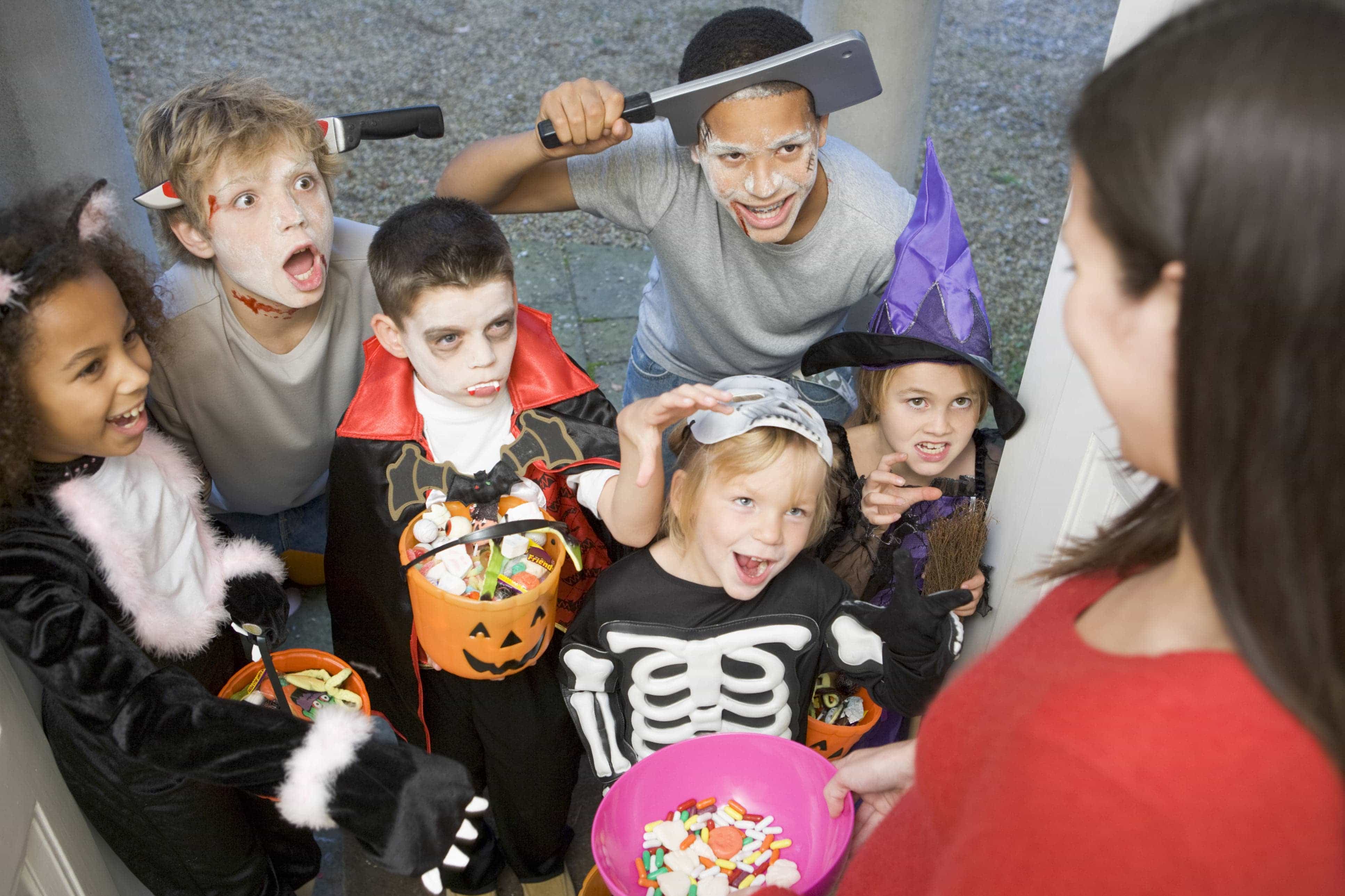 trick-or-treat-letsdiskuss