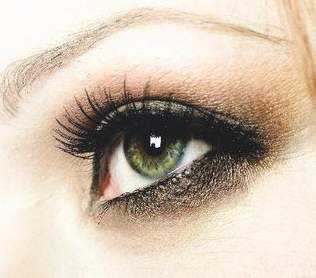 eye liner