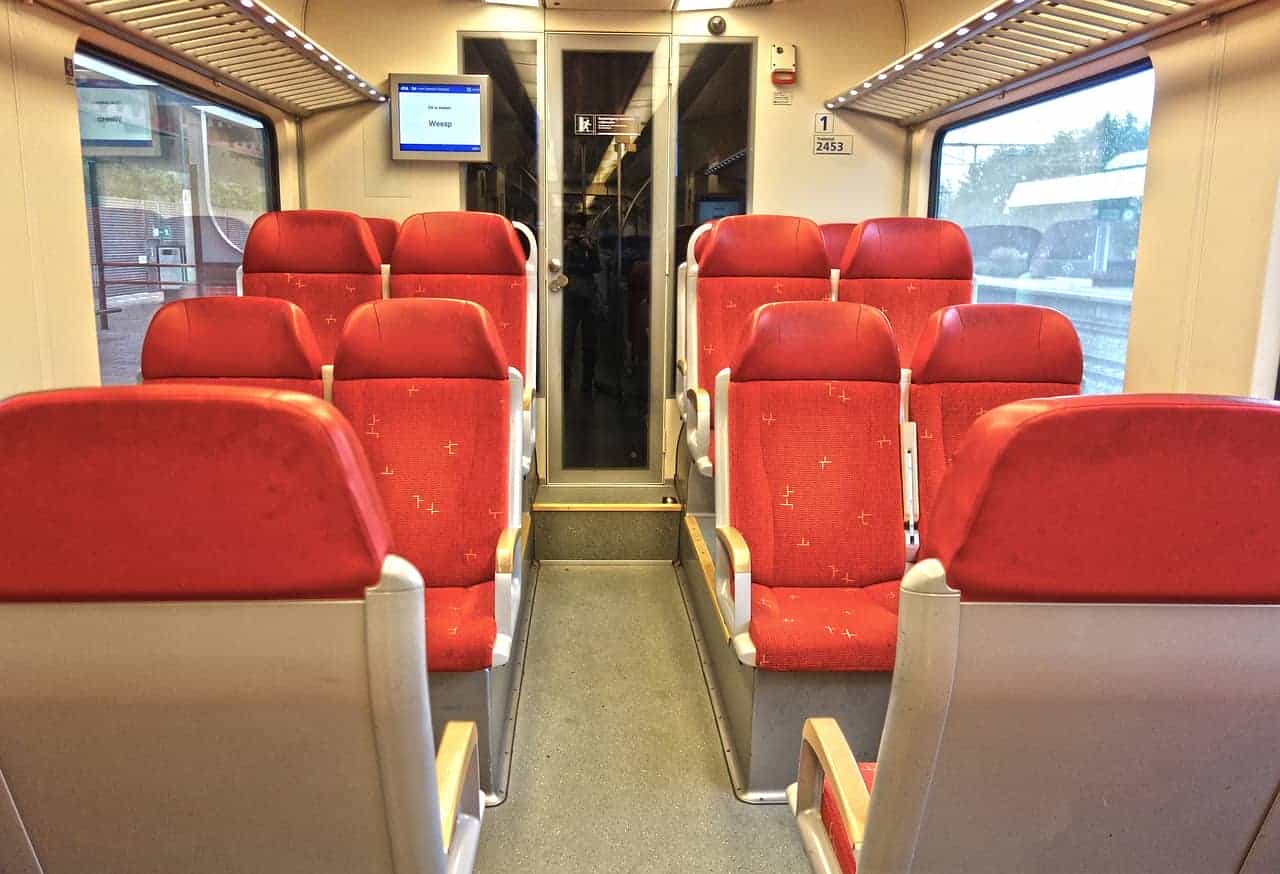 What is CC class in a train?