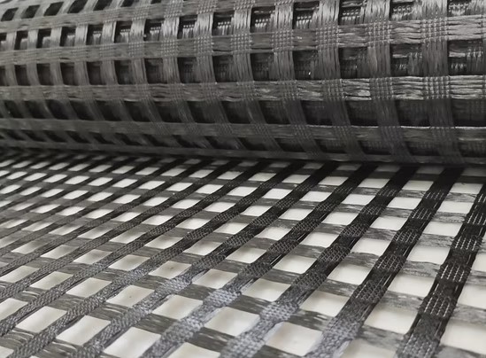 What are the main applications of polyester geogrids? - Letsdiskuss